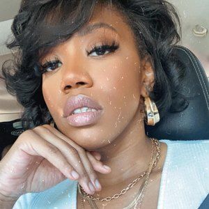 Meet your Posher, Kia